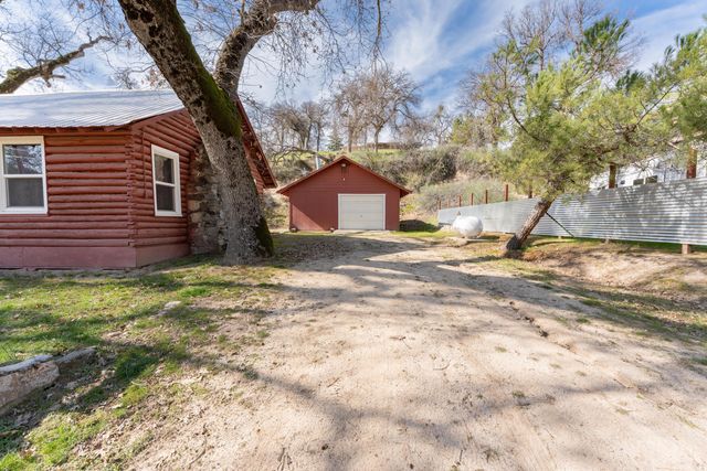43875 Pine Flat Drive, California Hot Springs, CA 93207