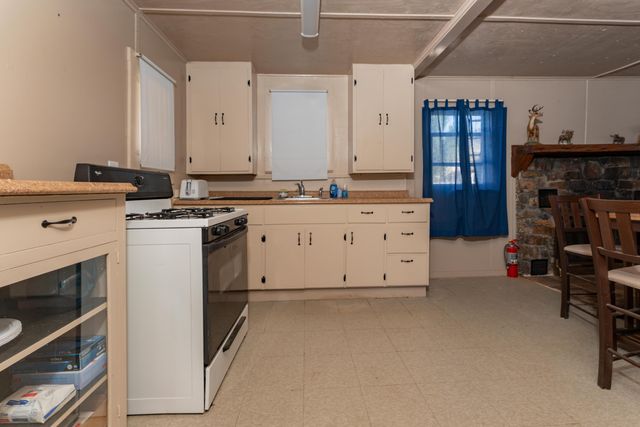 43875 Pine Flat Drive, California Hot Springs, CA 93207