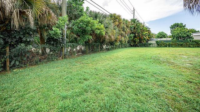 4300 12th Street, West Palm Beach, FL 33409