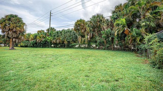 4300 12th Street, West Palm Beach, FL 33409