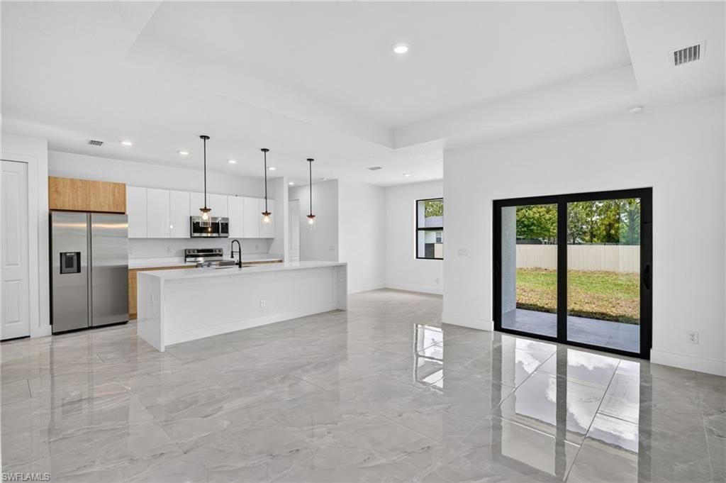 3216 57th ST W, LEHIGH ACRES, FL 33971 — photo 2
