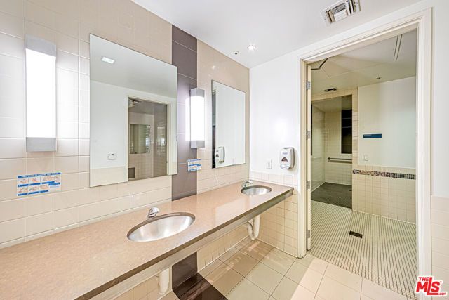 1234 Wilshire Boulevard 321, Los Angeles, CA 90017