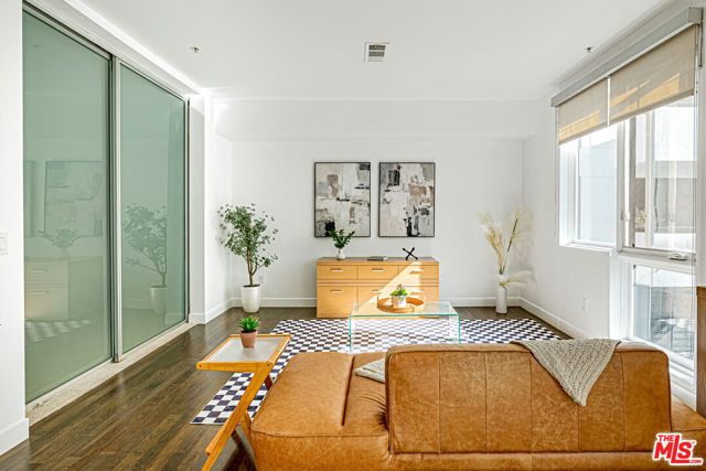 1234 Wilshire Boulevard 321, Los Angeles, CA 90017