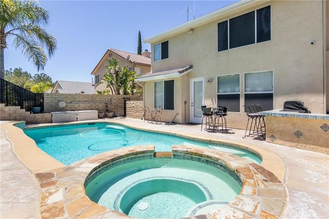 28318 Santa Catarina, Saugus, CA 91350
