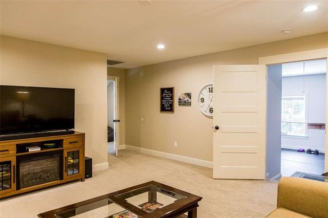 8 Trimble Way, Rome, GA 30161