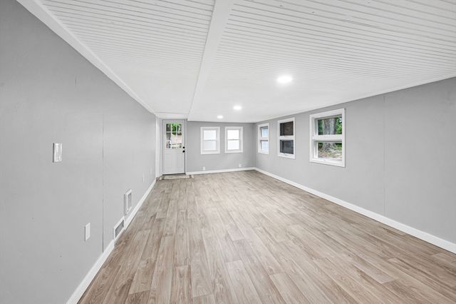 83 Rolf Ave, Chicopee, MA 01020