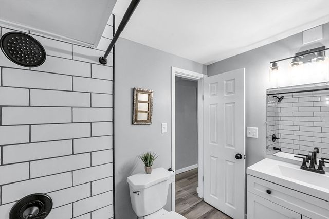 83 Rolf Ave, Chicopee, MA 01020