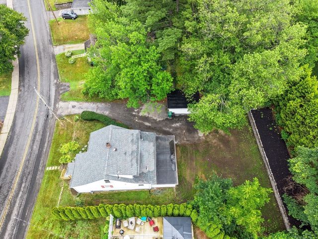 83 Rolf Ave, Chicopee, MA 01020