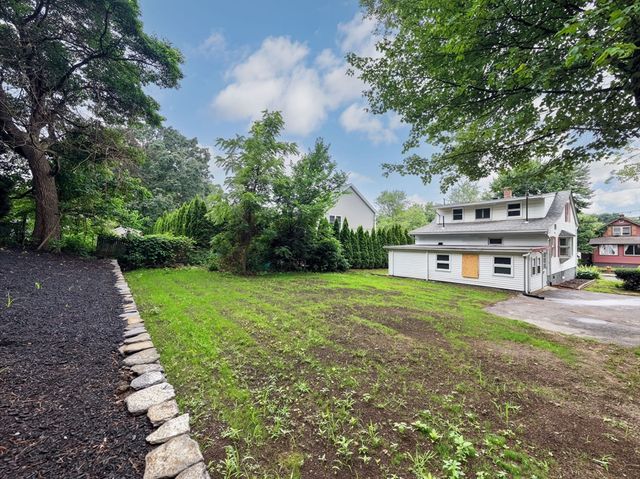83 Rolf Ave, Chicopee, MA 01020