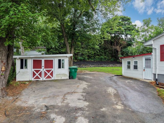 83 Rolf Ave, Chicopee, MA 01020