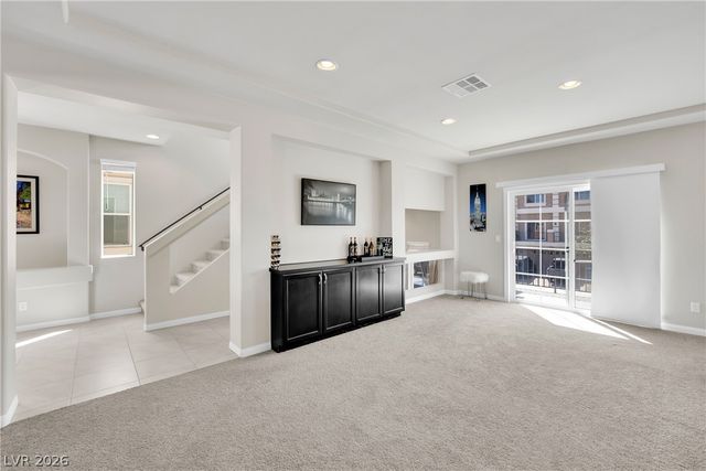 9770 Hawk Crest Street, Las Vegas, NV 89141