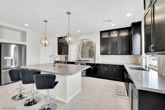 9770 Hawk Crest Street, Las Vegas, NV 89141