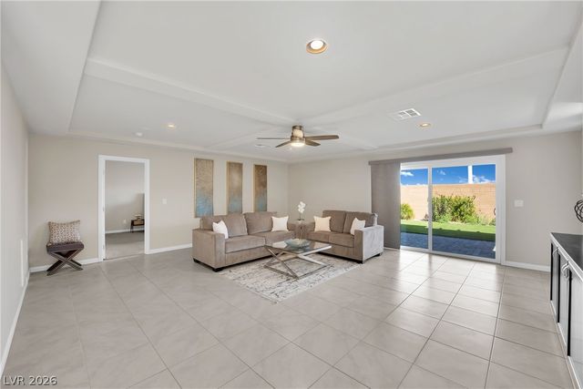 9770 Hawk Crest Street, Las Vegas, NV 89141