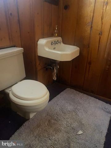 2908 FENDALL RD, Baltimore, MD 21207