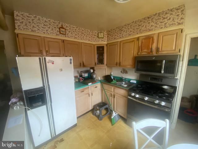 2908 FENDALL RD, Baltimore, MD 21207