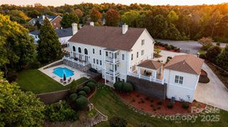 822 36th Avenue Place NW, Hickory, NC 28601