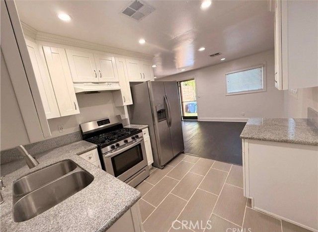 4563 Lexington Avenue, Los Angeles, CA 90029