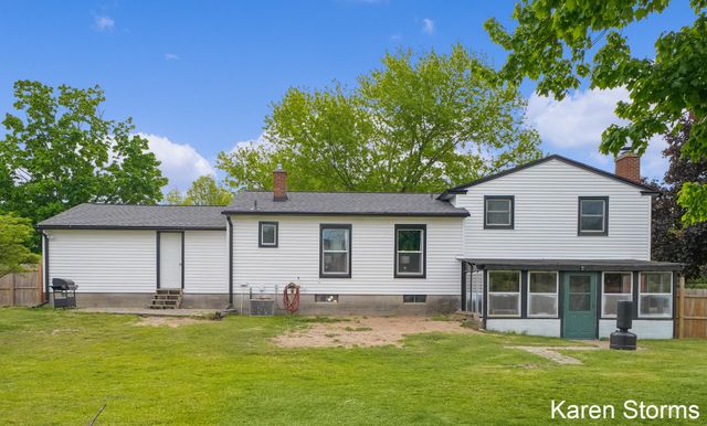 3543 N 144th Avenue, Holland, MI 49424