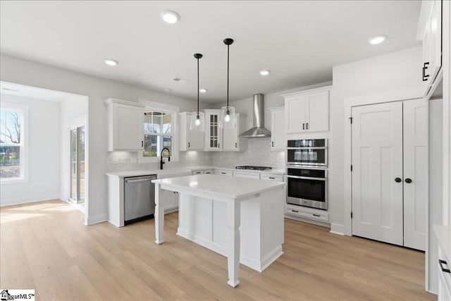 5 Pelham Crossing Drive, Greenville, SC 29615