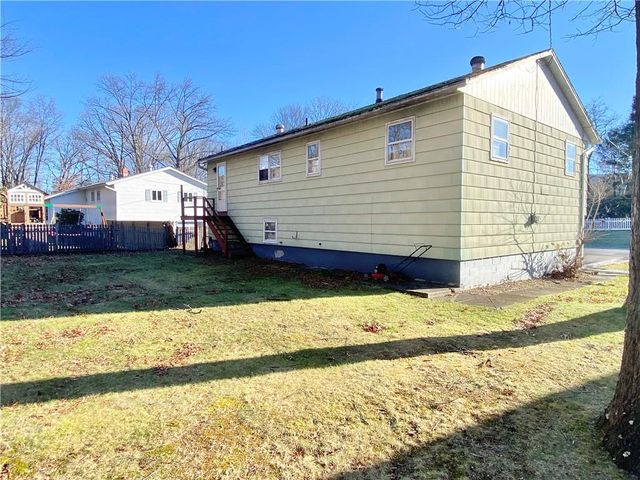 10 Cane Road, Greenwood Lake, NY 10925