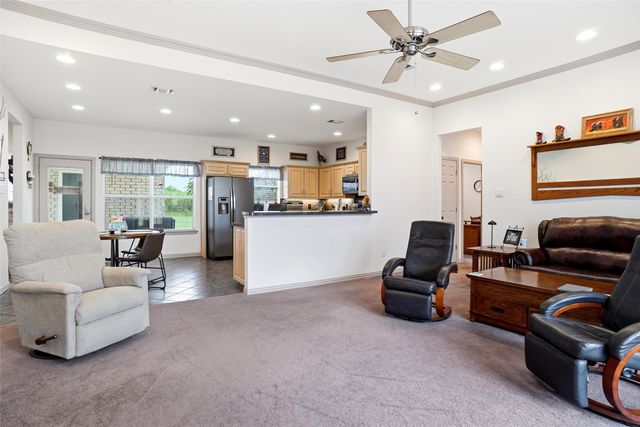 207 Bonita Drive, Granbury, TX 76049