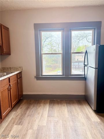 8208 Denison Avenue 5, Cleveland, OH 44102