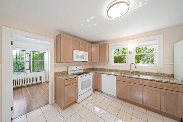 12 Bellevue St, Boston, MA 02125