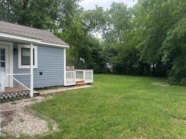 37 S Heather Drive, Crystal Lake, IL 60014
