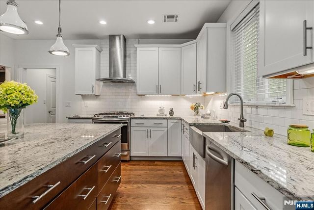 23 Erskine Drive, Morristown Town, NJ 07960