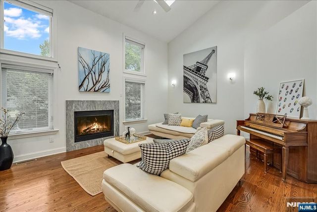 23 Erskine Drive, Morristown Town, NJ 07960