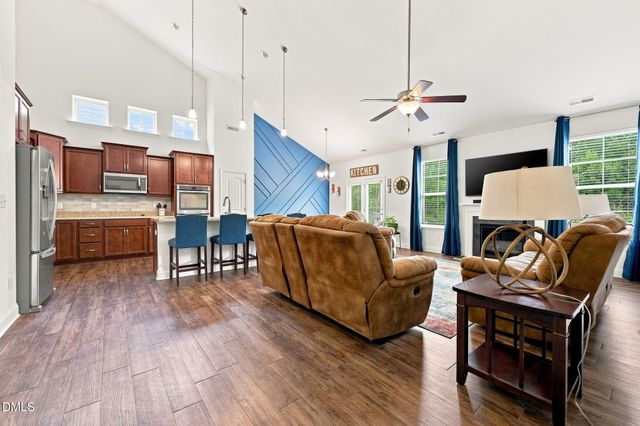 929 Stable Fern Drive, Fuquay Varina, NC 27526