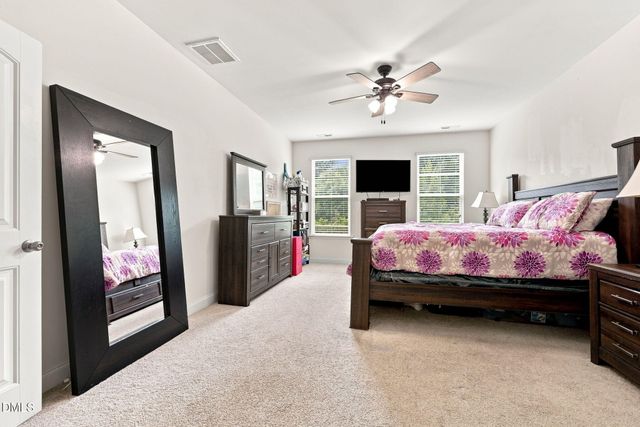 929 Stable Fern Drive, Fuquay Varina, NC 27526