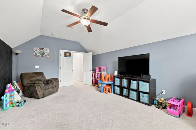 929 Stable Fern Drive, Fuquay Varina, NC 27526