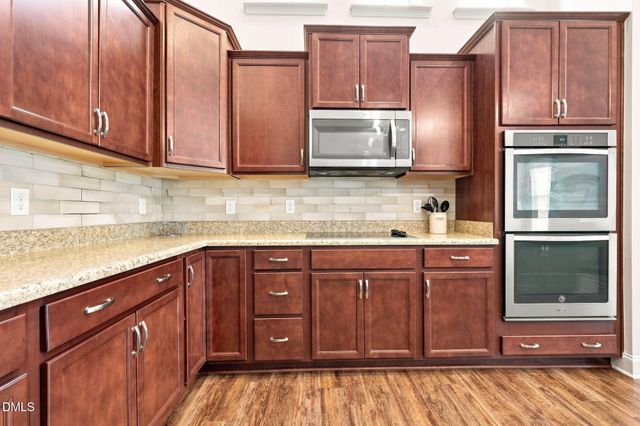 929 Stable Fern Drive, Fuquay Varina, NC 27526