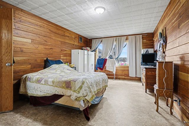 64554 M 40, Jones, MI 49061