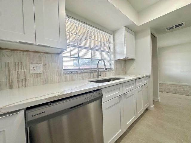 1845 S HIGHLAND AVENUE 6-11, Clearwater, FL 33756