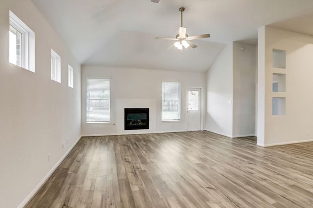 19030 Crested Moss Avenue, Tomball, TX 77377