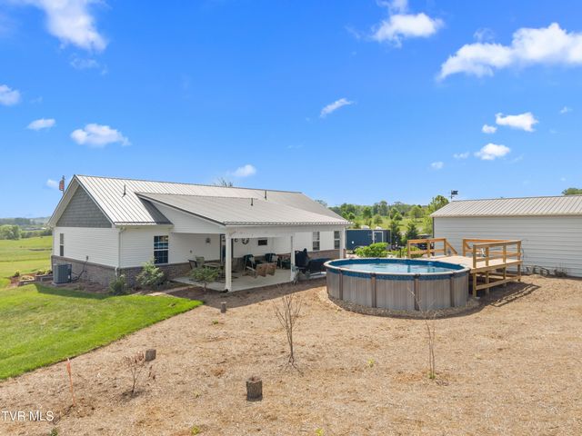 362 Shirley Drive, Whitesburg, TN 37891
