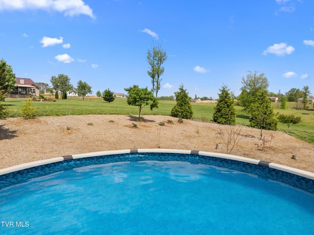 362 Shirley Drive, Whitesburg, TN 37891