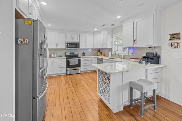 362 Shirley Drive, Whitesburg, TN 37891