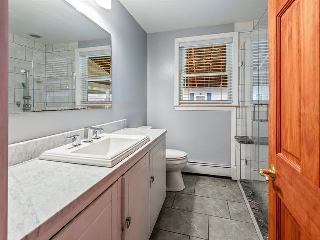 253 Central St, Hudson, MA 01749