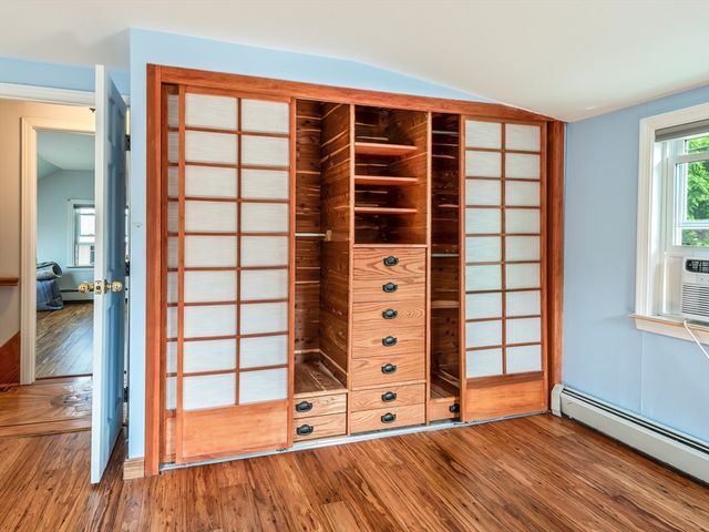 253 Central St, Hudson, MA 01749