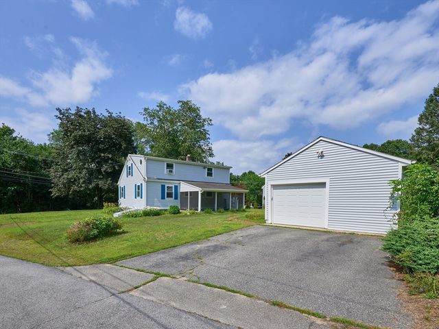 253 Central St, Hudson, MA 01749