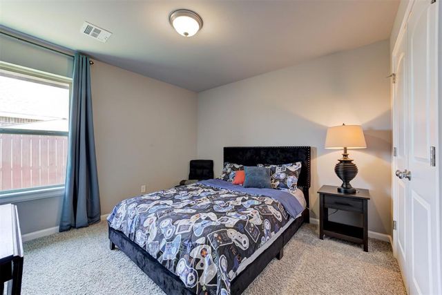 15612 W Vermillion Drive, Edmond, OK 73013