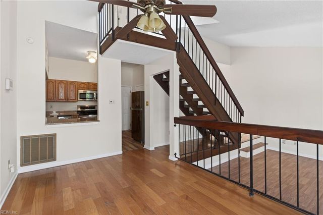 214 N First ST, Hampton, VA 23664