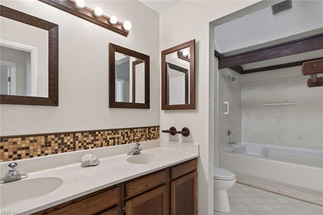 214 N First ST, Hampton, VA 23664