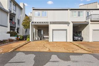 214 N First ST, Hampton, VA 23664