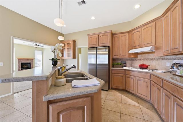 800 Longmeadow Court, Edmond, OK 73003