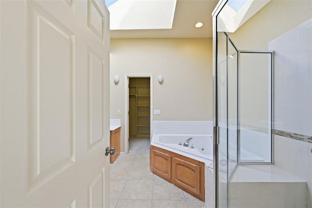 800 Longmeadow Court, Edmond, OK 73003