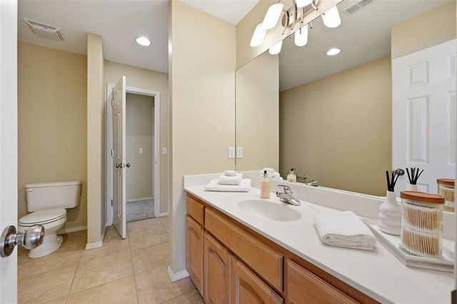 800 Longmeadow Court, Edmond, OK 73003